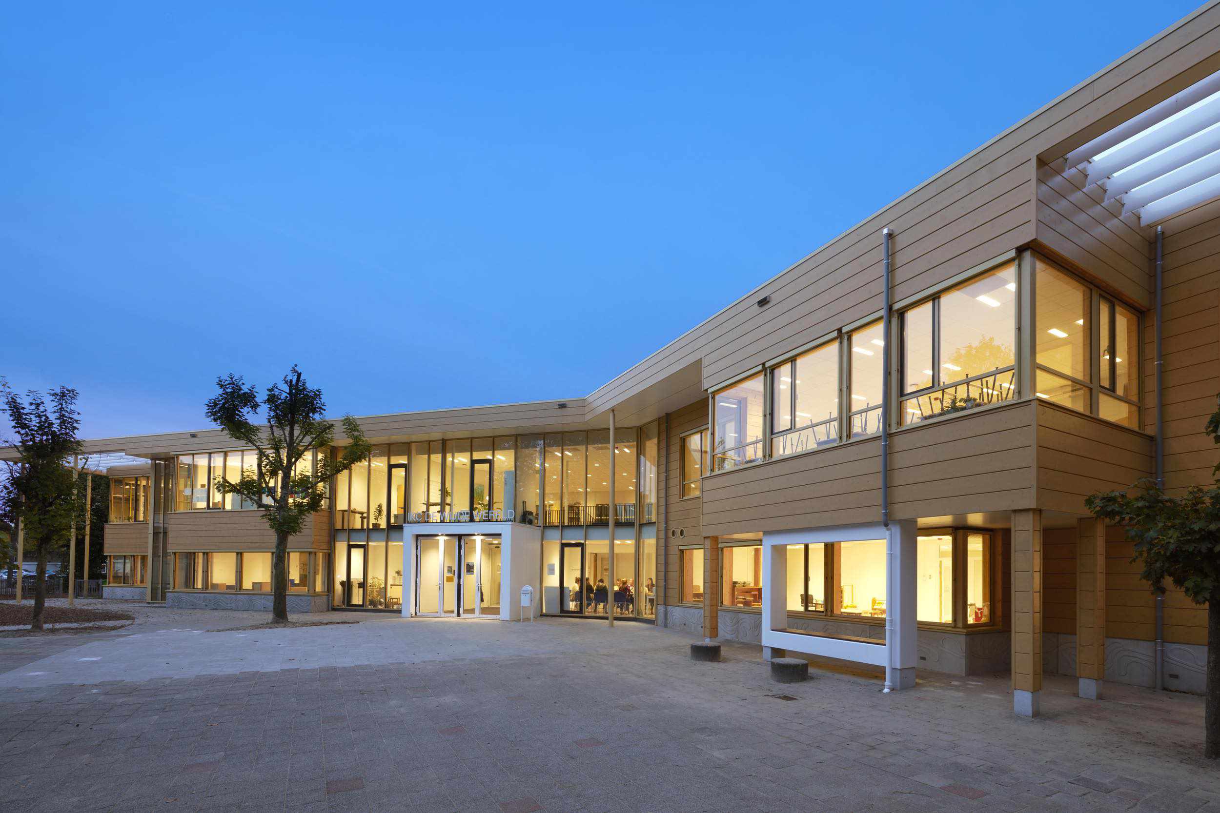 MKC De Wijde Wereld viert officiële opening - Spaarnesant